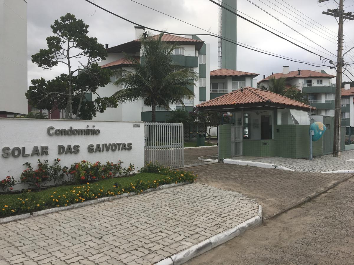 Lindo Apto Na Rua Da Praia Ingleses Флорианополис Экстерьер фото